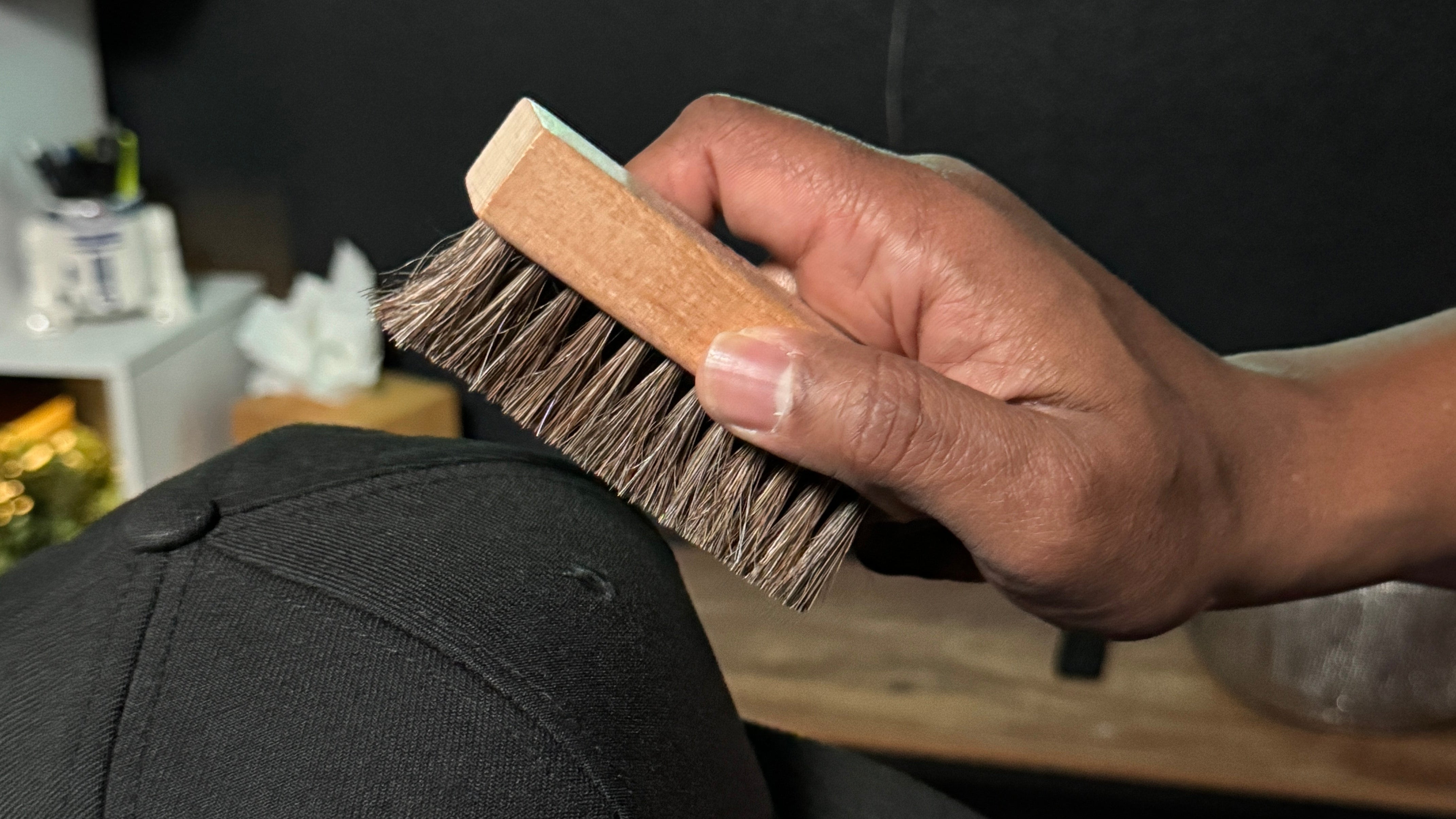Premium Hat Brush
